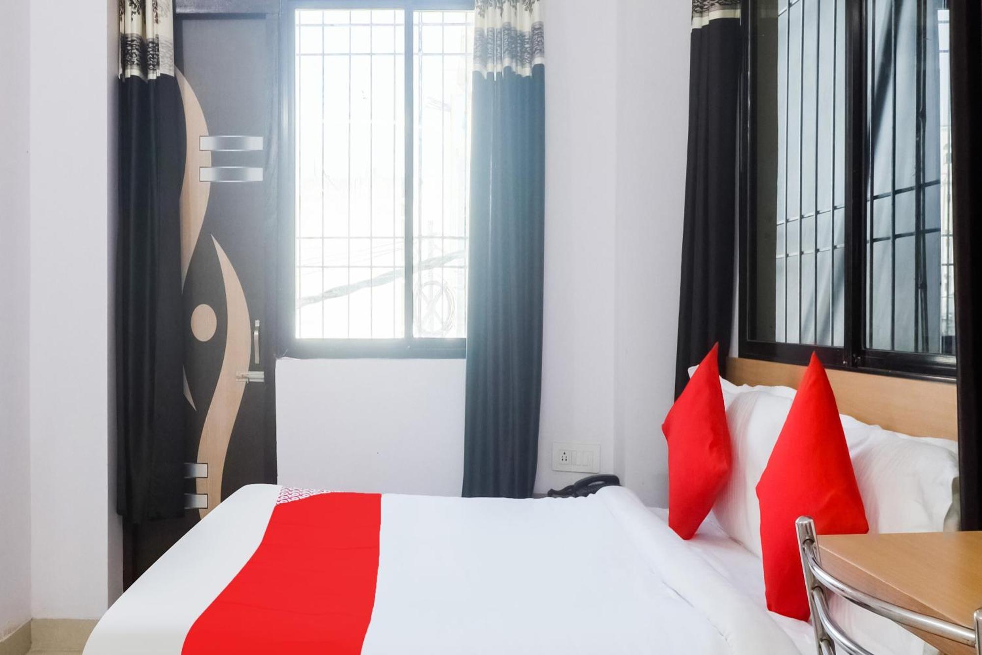 Hotel O Dream Inn Danapur Exteriör bild